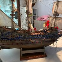 Nave vascello veliero sovrana dei mari