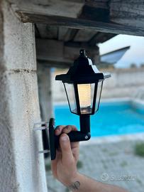 Luci LED ad alimentazione solare per esterni