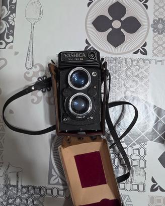 Yashica mat 124 g