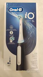 Spazzolino elettrico Oral-B iO 3s  con garanzia