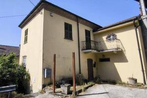 Immobile in asta di 399 m² con 5 locali a Prasco
