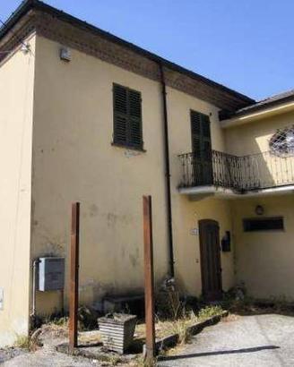Immobile in asta di 399 m² con 5 locali a Prasco