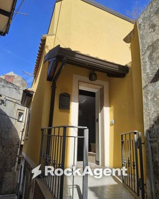 Casa indipendente di 95 m² con 3 locali a Riace