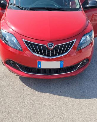 lancia ypsilon Ibrida 
