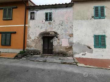 CASA DI CORTE A PIEVE A NIEVOLE