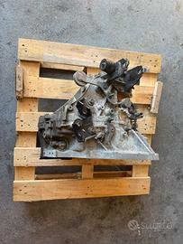 Cambio 6 marce toyota yaris 1.4 D4d 2012 - 2016