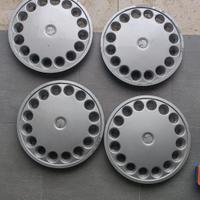 Alfa Romeo 75. nr.4 coppe ruota da 14"