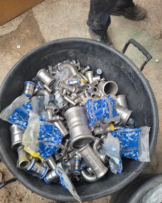 raccordi idraulica acciaio inox nuovi 