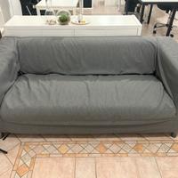 Divano da appartamento o ufficio