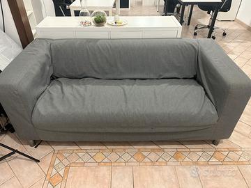 Divano da appartamento o ufficio