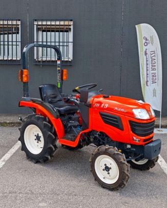 TRATTORE - KUBOTA JB 13 BULLSTAR - 67 H.