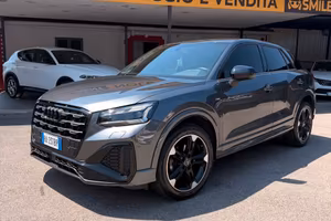 AUDI Q2 2.0 Tdi 116cv S-tronic Identity Black