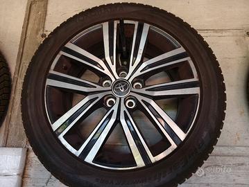gomme  più cerchi 18 pollici toyota