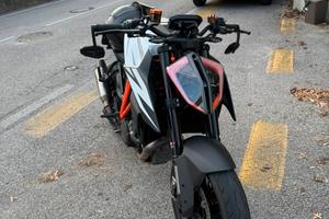 Ktm superduke 1290 r