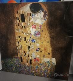 Riproduzione de "Il bacio" di Gustav Klimt