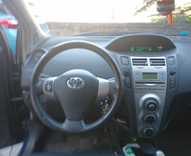 Toyota Yaris II 1.3 benzina