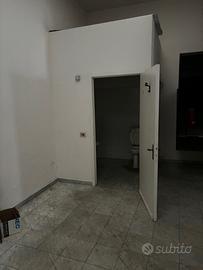 FIRENZE CENTRO Fondo commerciale 230 mq.