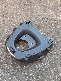 piastra bauletto givi