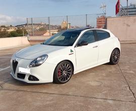 ALFA ROMEO Giulietta 1750 quadrifoglio verde