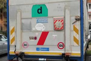 Renault n 160 centine e sponda idraulica