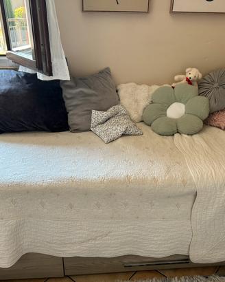 Letto con cassetti + materasso nuovo