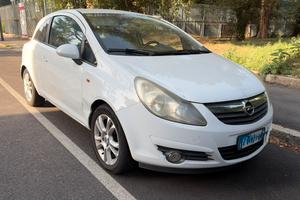Opel corsa 2011