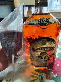 Gallone di chivas regal originale.