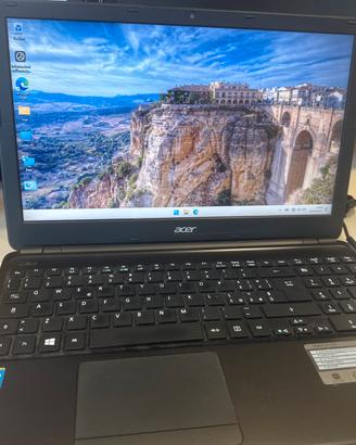 Notebook Acer Aspire E1-510