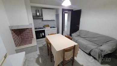 Alloggio arredato piano 1°