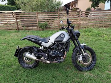 Leoncino Benelli Trail 500