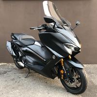 Yamaha TMAX 560 tech max
