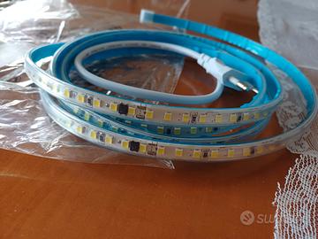 2 Metri led con presa con presa