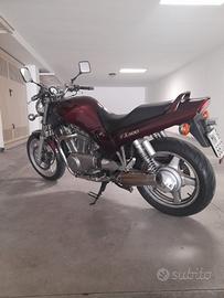SUZUKI VX 800