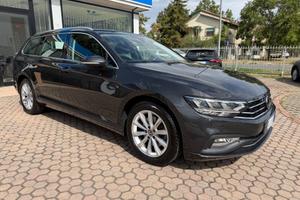 Volkswagen Passat Variant 2.0 TDI SCR 122 CV EVO D