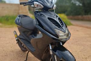 Yamaha aerox 50