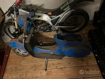 Vespa 50 special