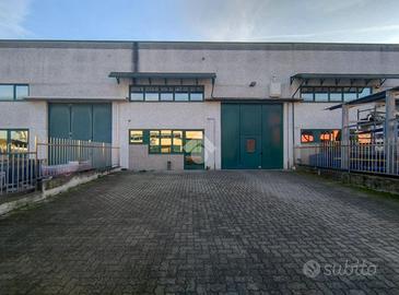 MAGAZZINO A SAN MARTINO IN STRADA