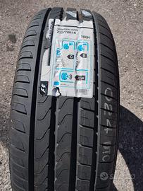 235/70 r16  GOMME  PIRELLI SCORPION VERDE