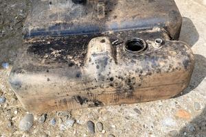 serbatoio per gasolio Piaggio Quargo del 2005