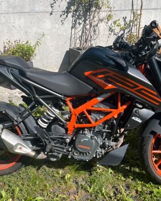 Ktm duke 125 my22