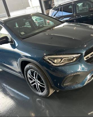Privato - 1 anni di garanzie Mercedes