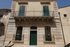 Posti letto in struttura vicino CUMO a NOTO