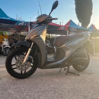 Kymco People 200i S