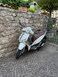 Piaggio medley 125