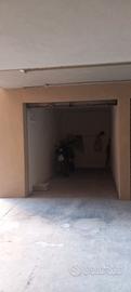 Posto moto in box in condivisione