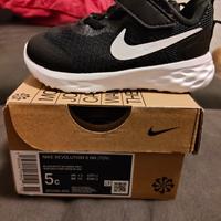 Nike n. 21 primi passi usate pochissimo 