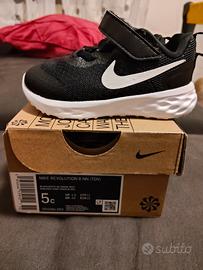 Nike n. 21 primi passi usate pochissimo 