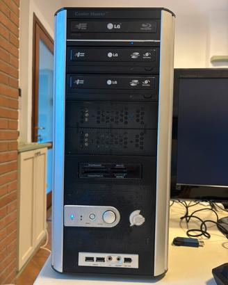 Personal computer pc desktop logitech intel i3