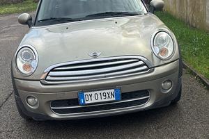 Mini 2009