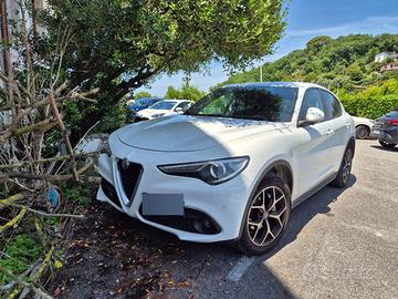 Alfa Romeo Stelvio 20172.2 t Business Q4 210cv aut